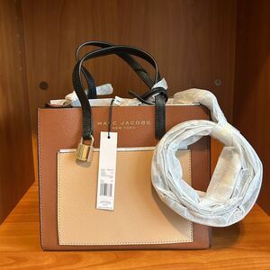 NWT Marc Jacobs Leather Tote Multicolour, Crossbody, Leather Lock and Key
